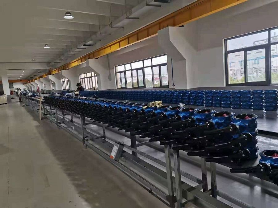 بابت یافتن یک سازنده-پروانه‌ای با کیفیت بالا تبریک می‌گوییم